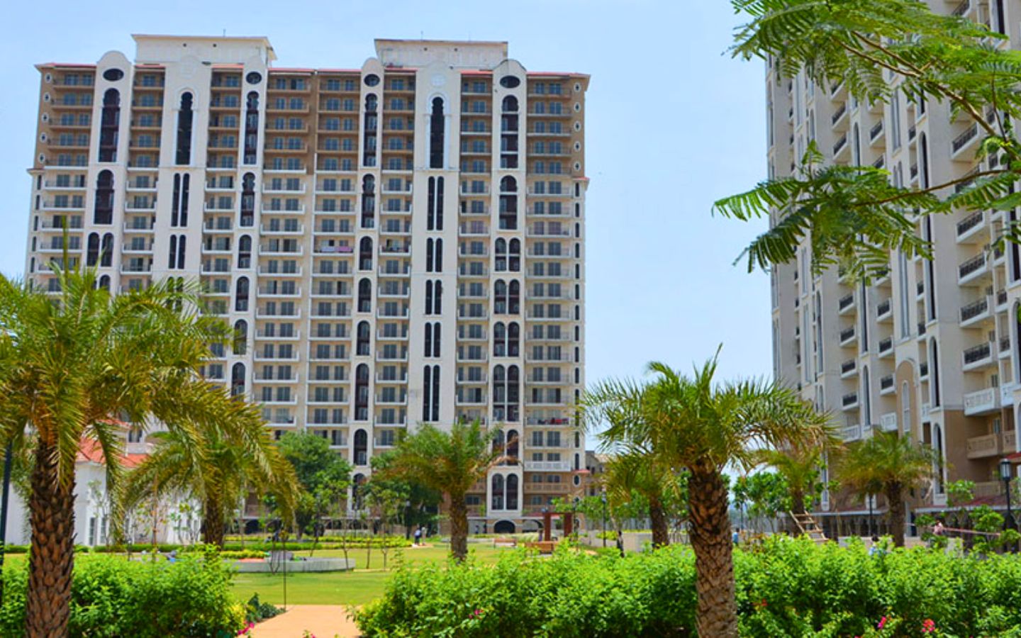 DLF New Town Heights 2